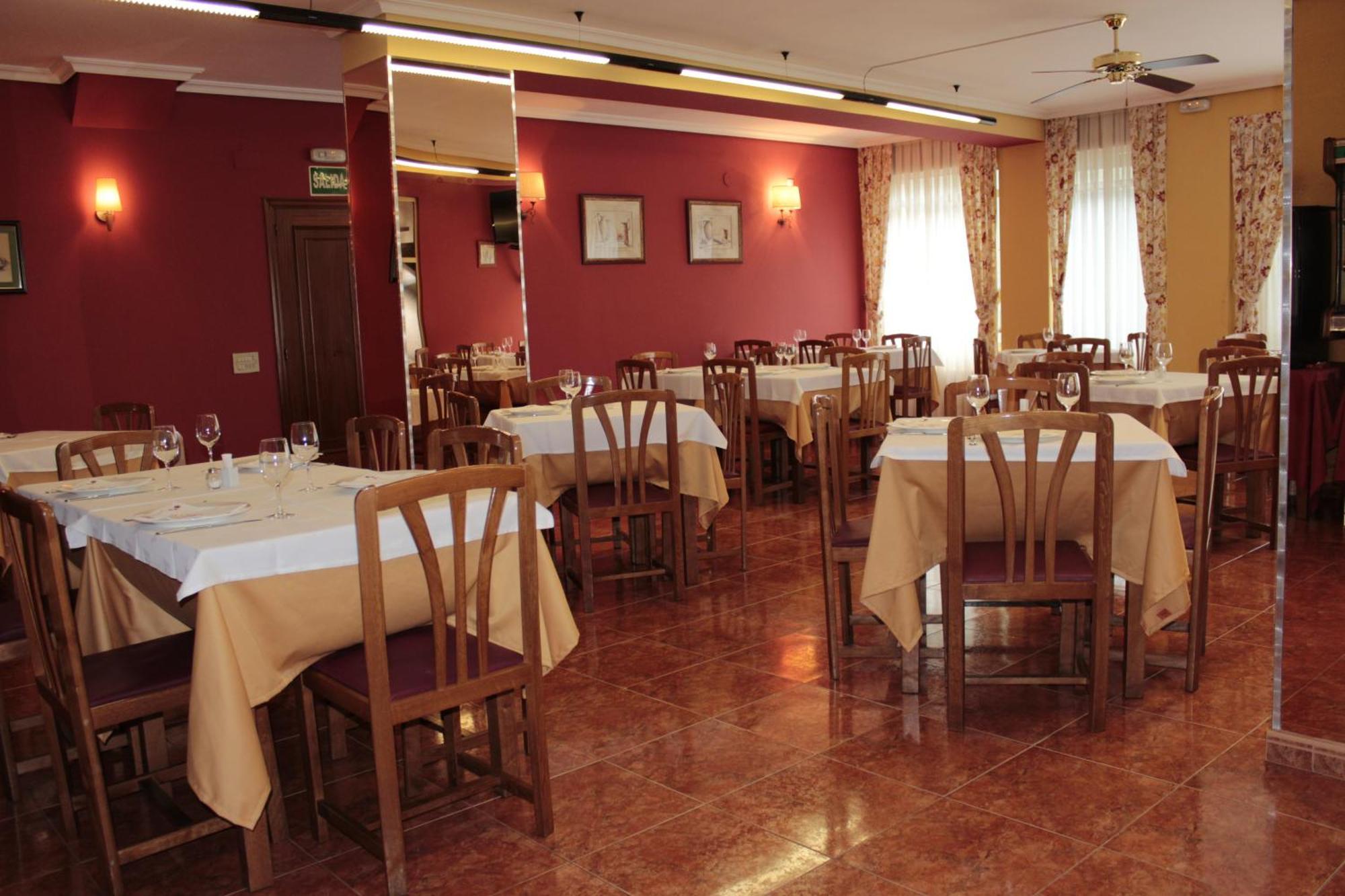 Hotel Penagrande Cangas De Narcea Extérieur photo