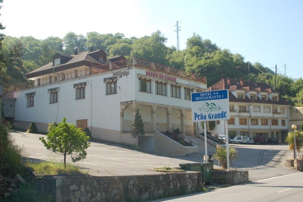 Hotel Penagrande Cangas De Narcea Extérieur photo