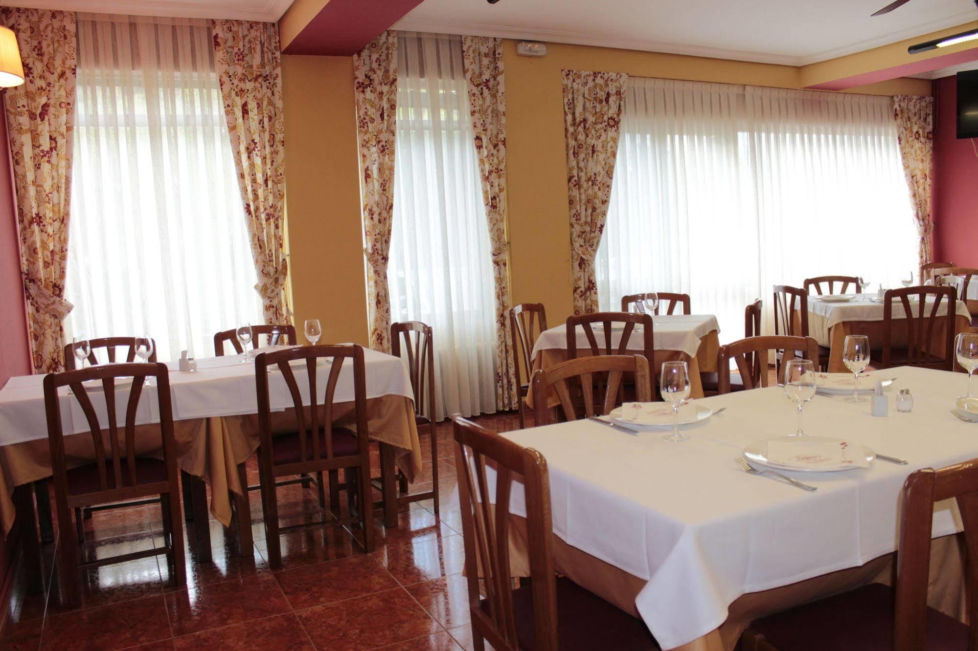 Hotel Penagrande Cangas De Narcea Extérieur photo