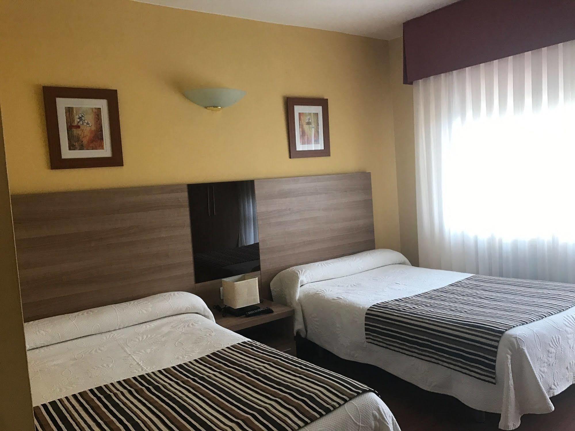 Hotel Penagrande Cangas De Narcea Extérieur photo
